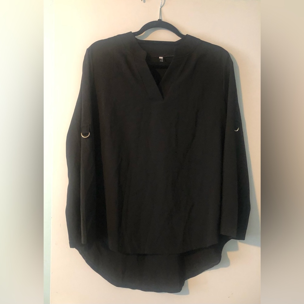NWOT Face 2 Face Ladies Top